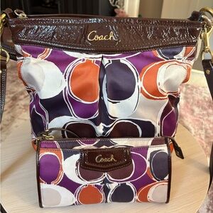 Coach Set Purple and Orange Circle Pattern Shoulder Bag With Wristlet